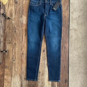 Hudson Jeans Barbara Super Skinny Ankle Jean - 28. NWT